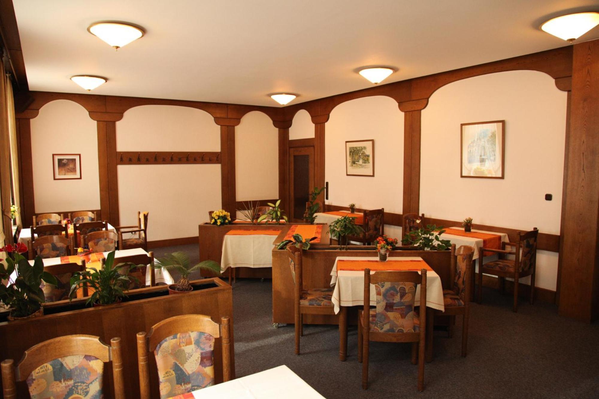 Ackfeld Hotel-Restaurant Bueren  Екстериор снимка