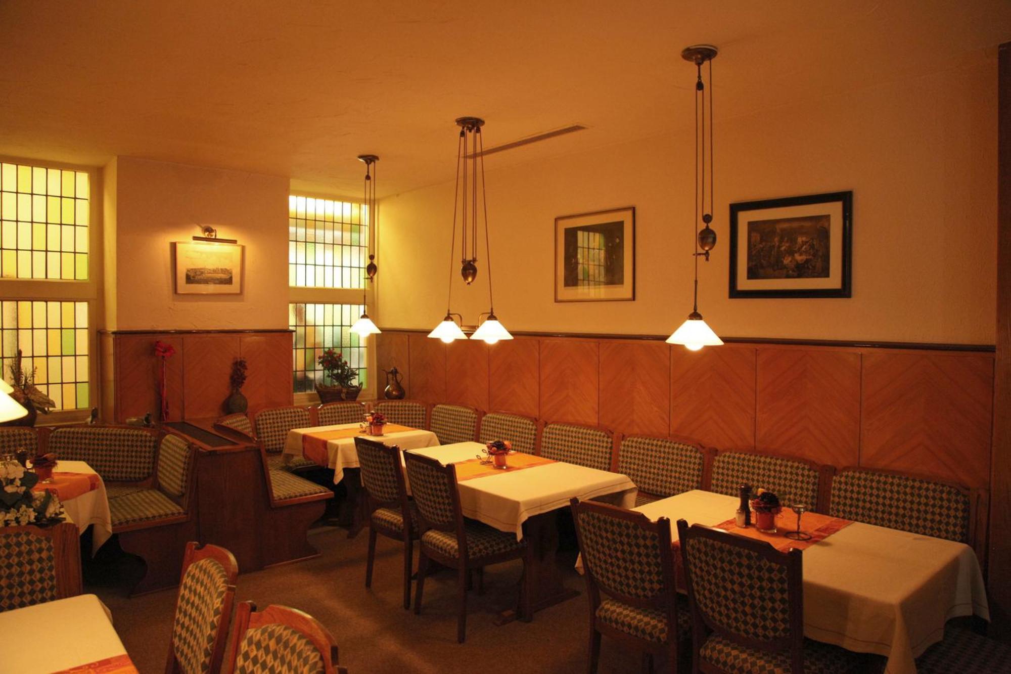 Ackfeld Hotel-Restaurant Bueren  Екстериор снимка