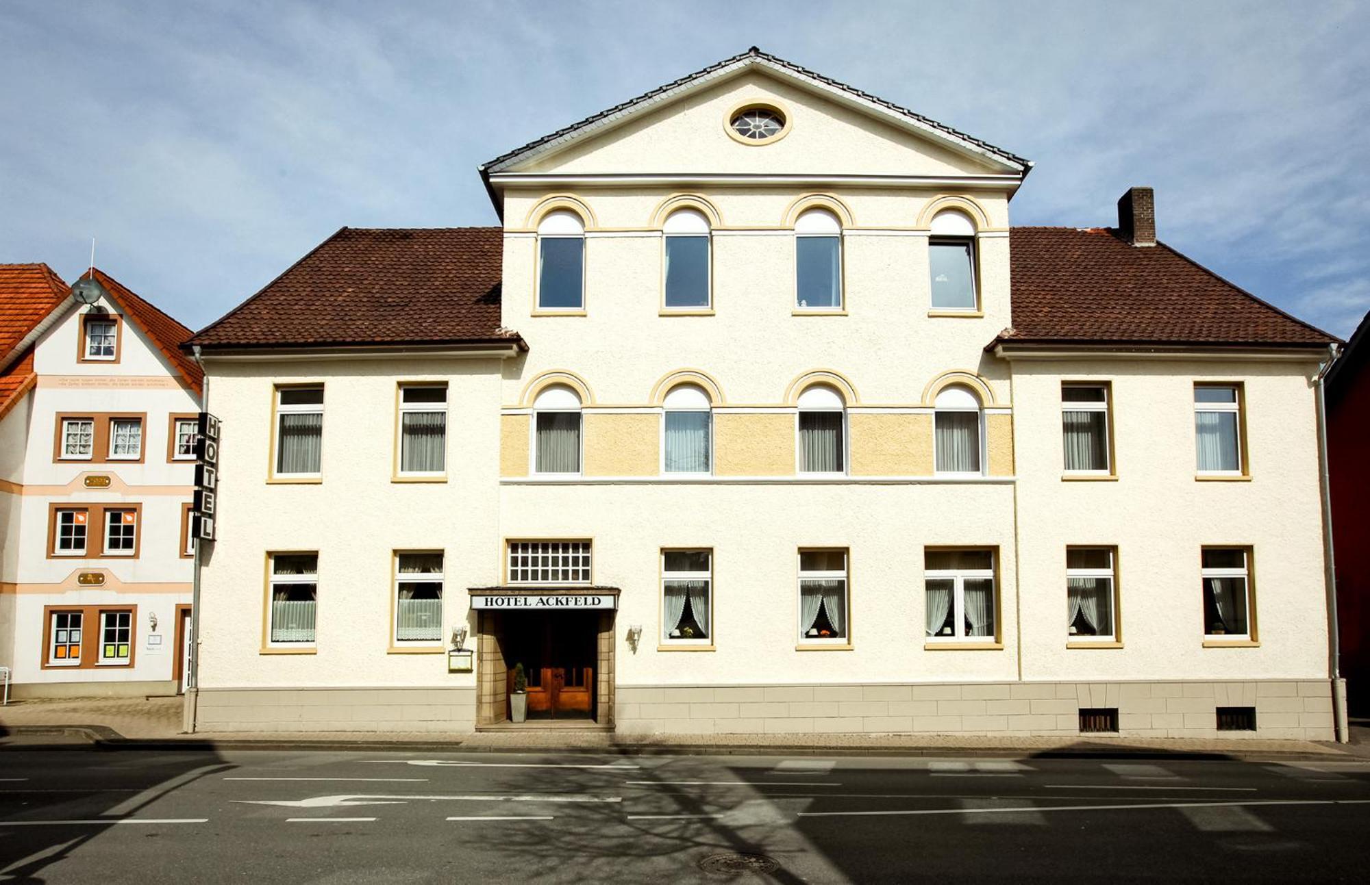 Ackfeld Hotel-Restaurant Bueren  Екстериор снимка