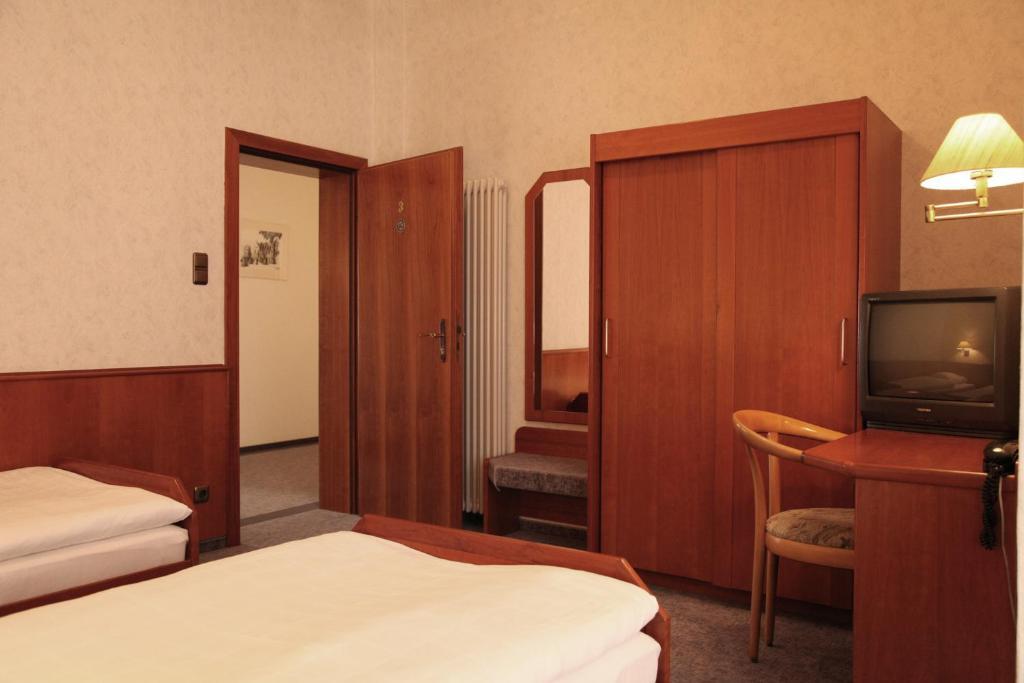 Ackfeld Hotel-Restaurant Bueren  Стая снимка