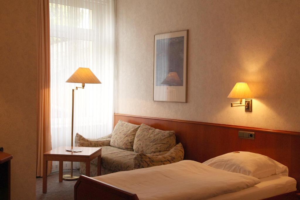 Ackfeld Hotel-Restaurant Bueren  Стая снимка